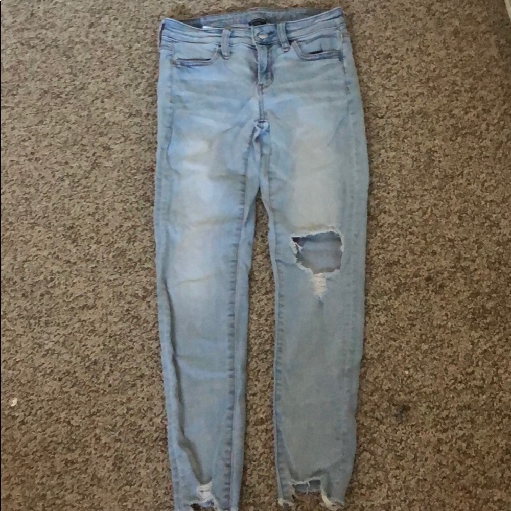 American Eagles ripped skinny jeans